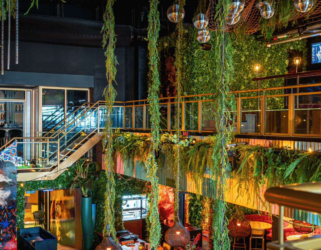 24-7 kleur-diensten-kunstbeplanting